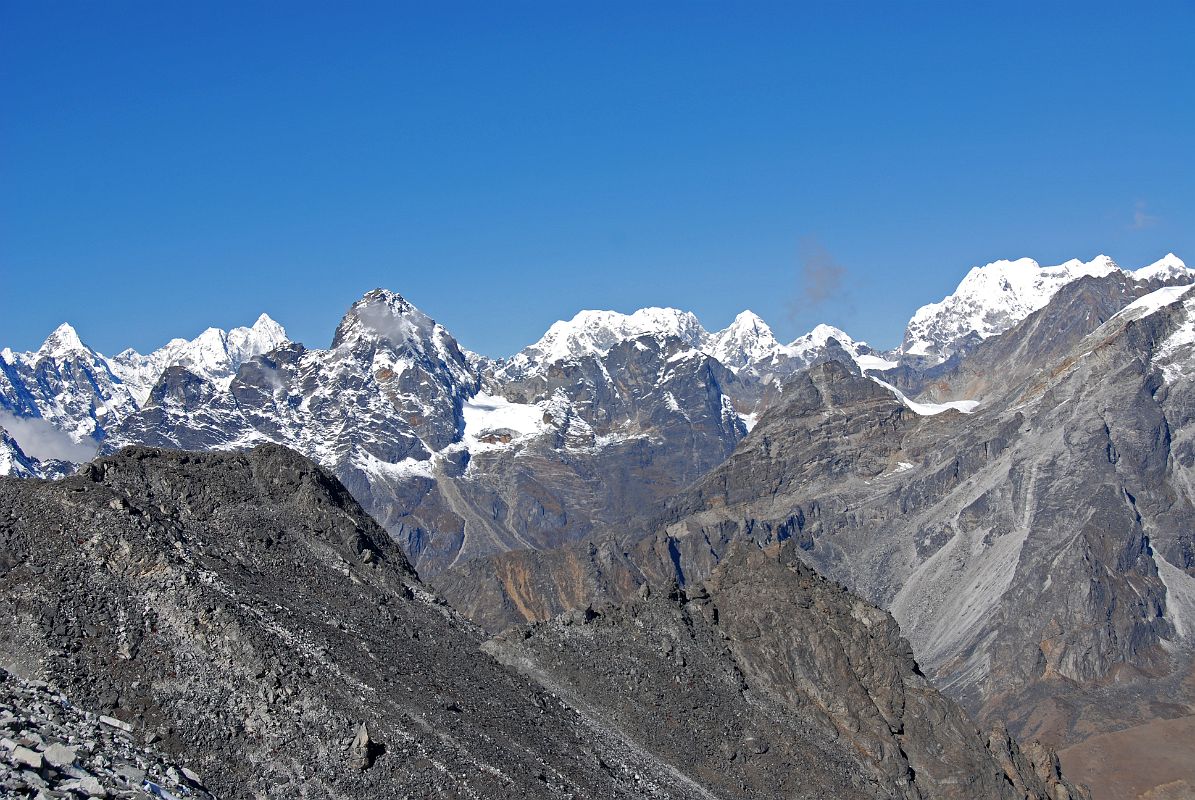 Kongma La 04 Drangnag Ri, Gauri Shankar, Kang Korob, Menlungtse, Pangbuk, Lunag Massif and Jobo Rinjang